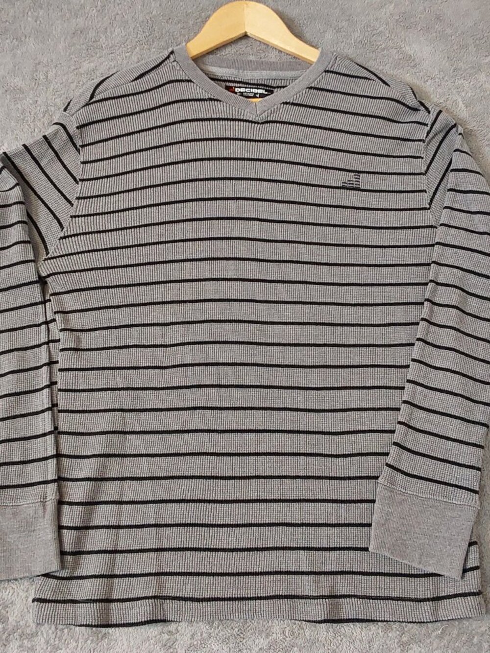 Decibel Men’s Gray Black Striped Thermal Shirt Size Large Waffle Knit Long Sleev